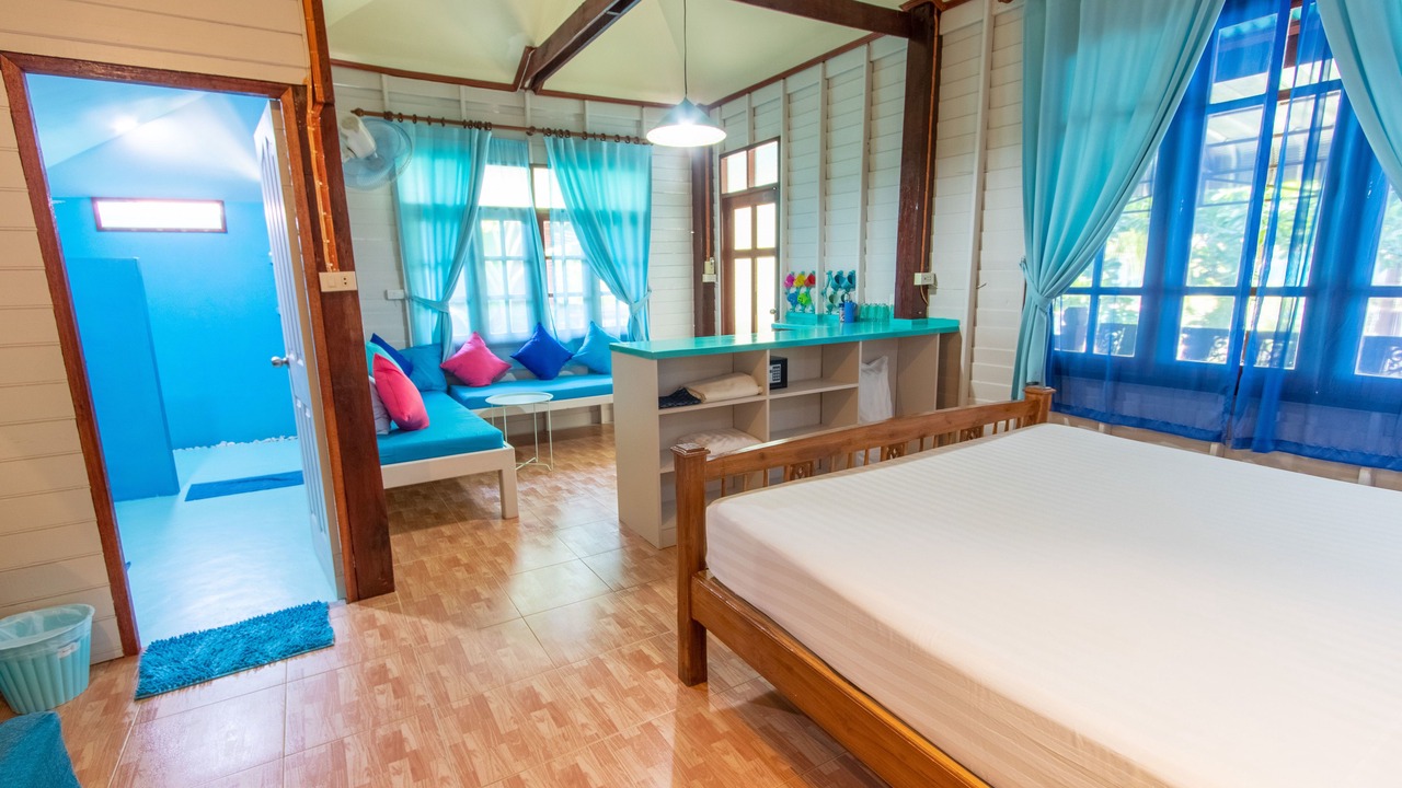 Photo of Bedroom in Haad Yao