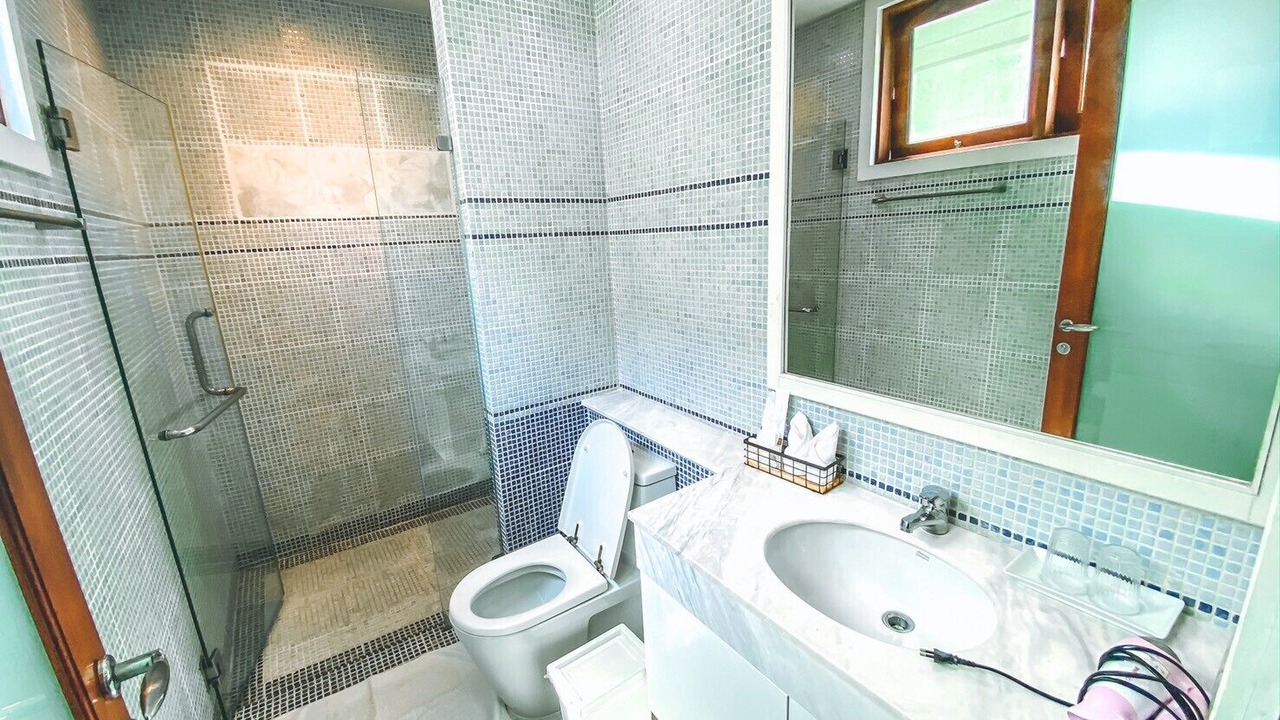 Photo of Bathroom in Saen Suk