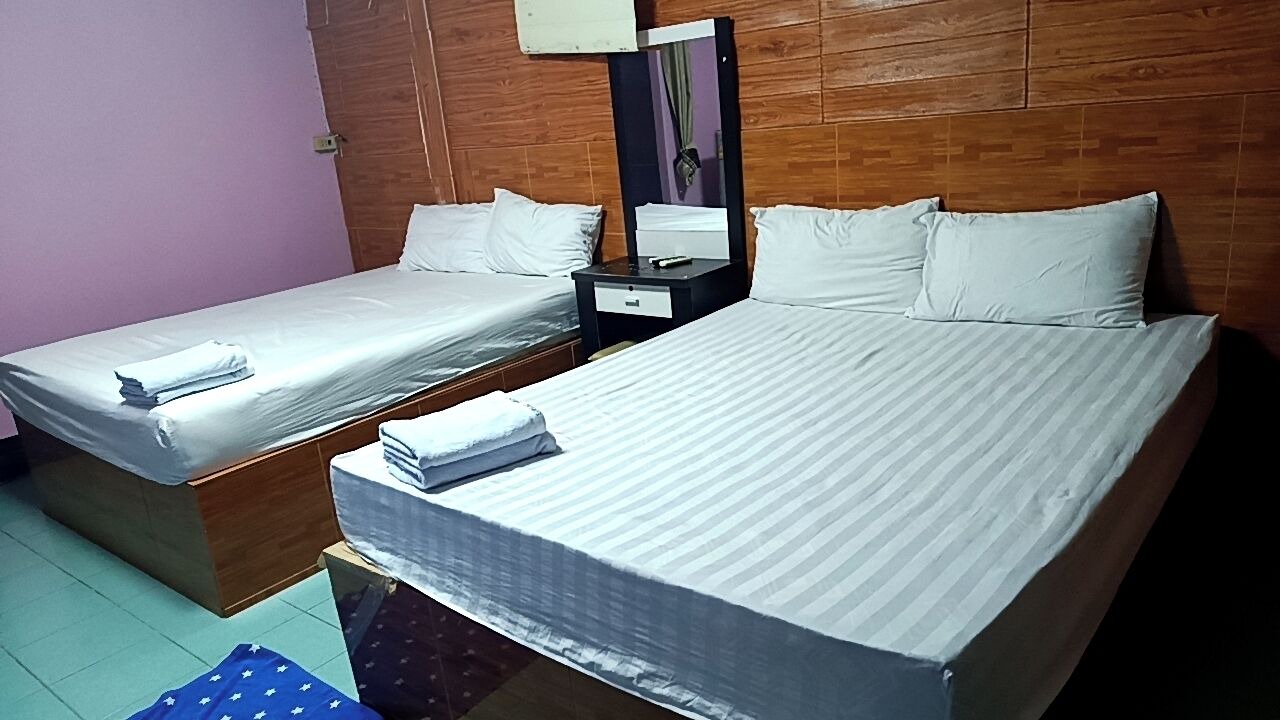 Photo of Bedroom in Tha Muang