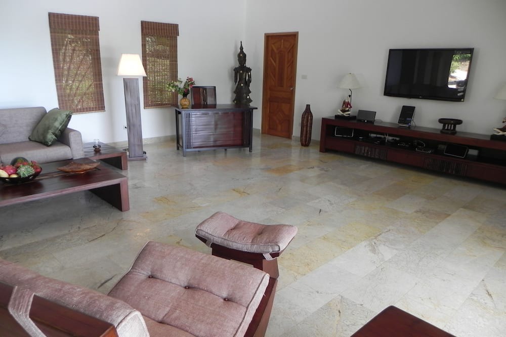 Photo of Livingroom in Mae Nam