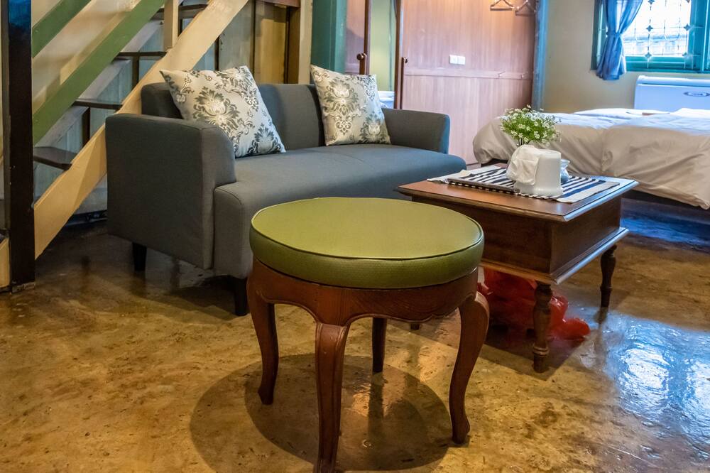 Photo of Livingroom in Pom Prap