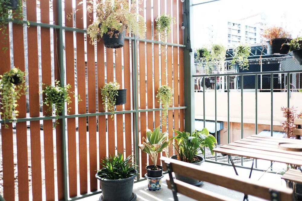 Photo of Patio Balcony in Pom Prap