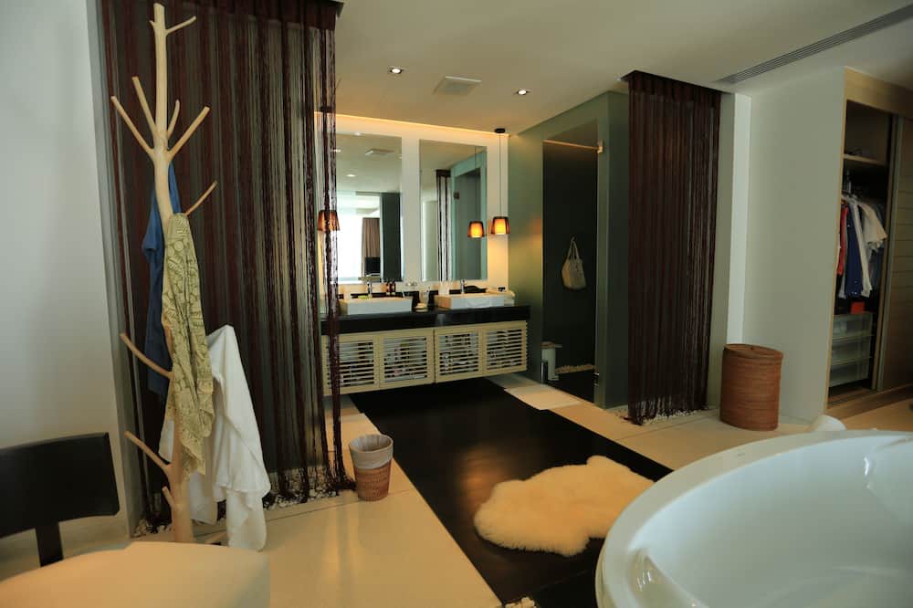Photo of Bathroom in Koh Kaew