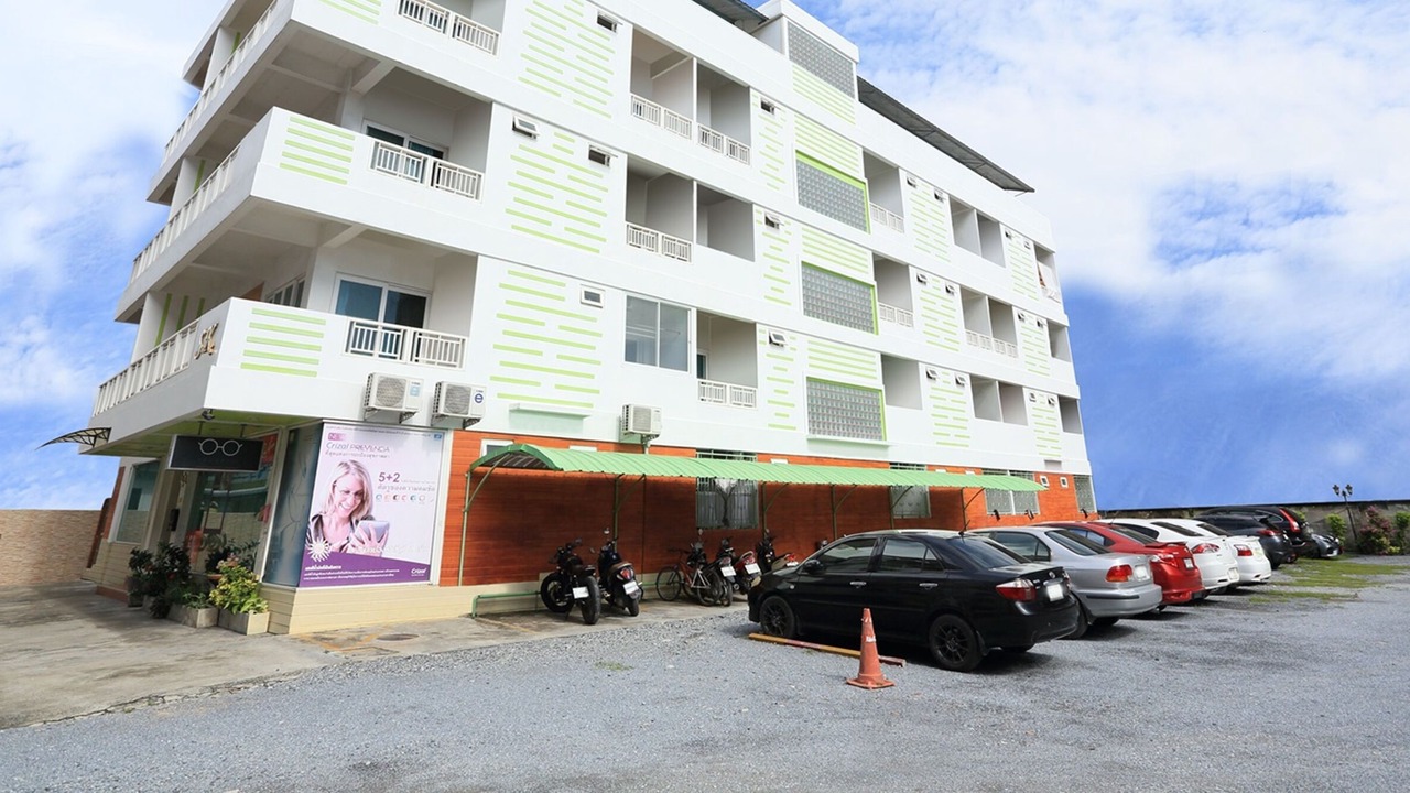 Photo of Outdoor in Khanna Yao