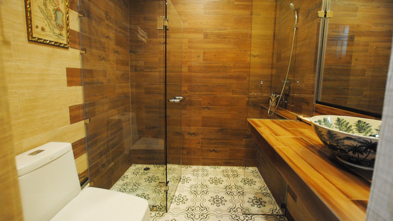 Photo of Bathroom in Bang Lamphu Lang