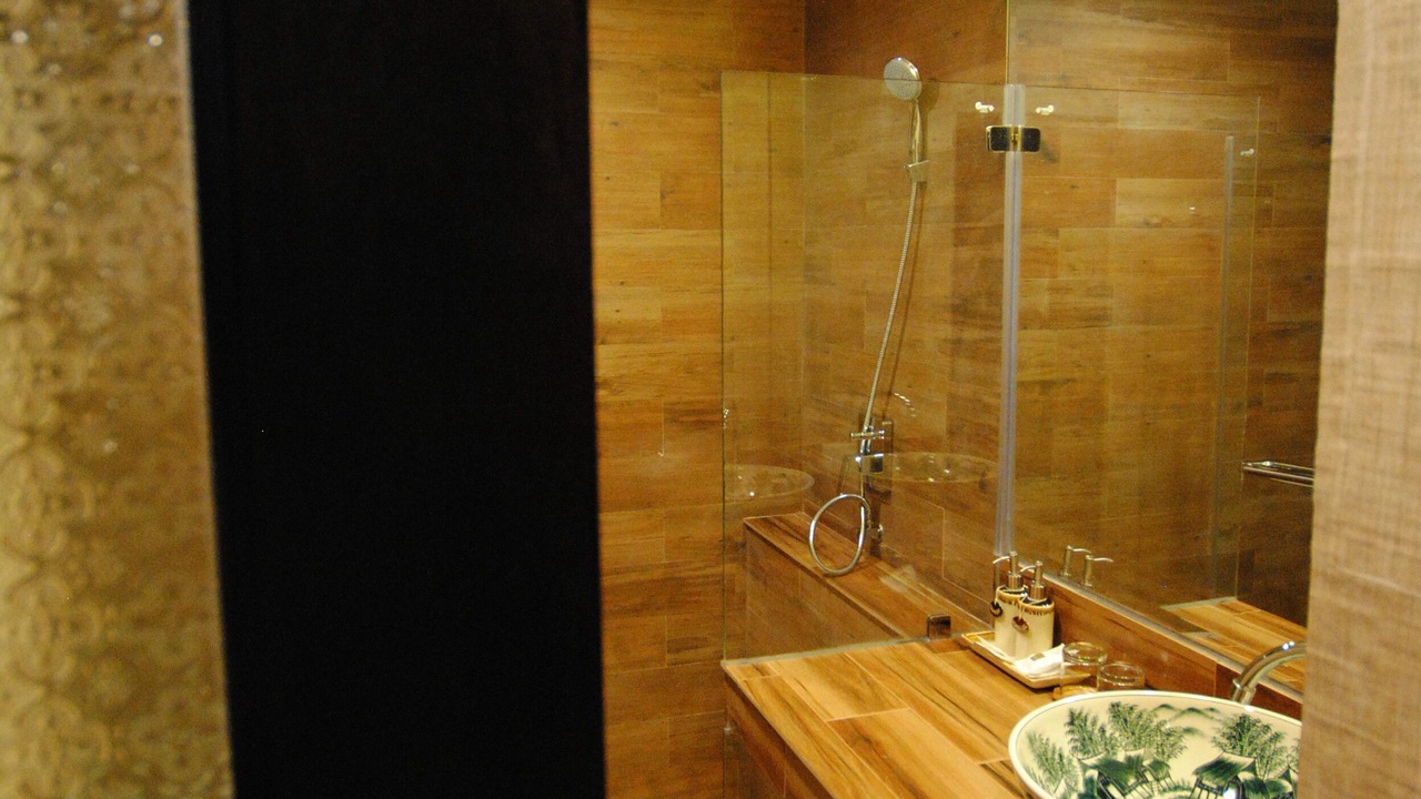 Photo of Bathroom in Bang Lamphu Lang