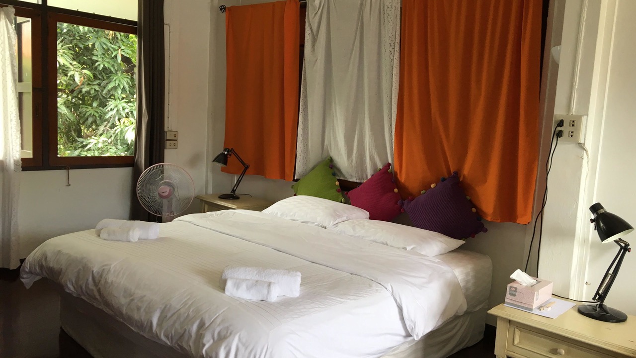 Photo of Bedroom in Thung Maha Mek
