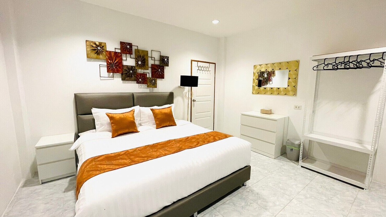 Photo of Bedroom in Haad Rin