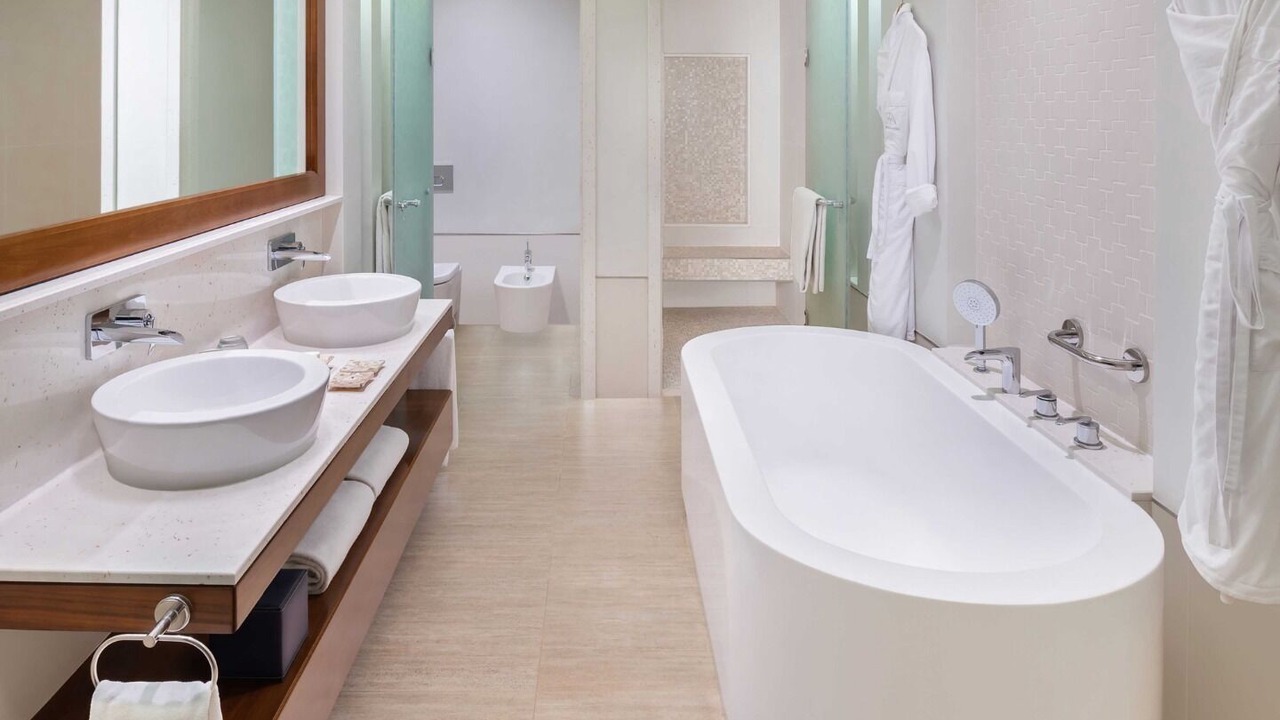 Photo of Bathroom in Jebel Ali
