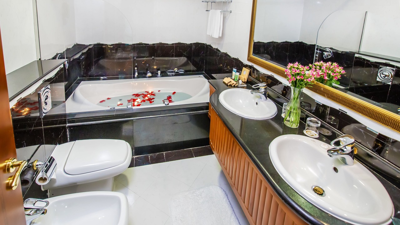 Photo of Bathroom in Al Mankhool
