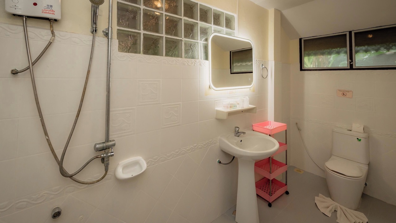 Photo of Bathroom in Haad Yao