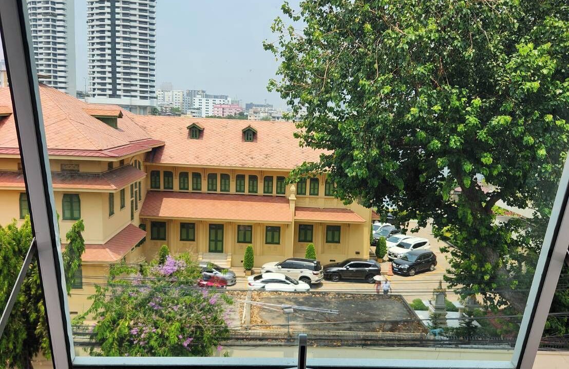 Photo of Outdoor in Phra Athit