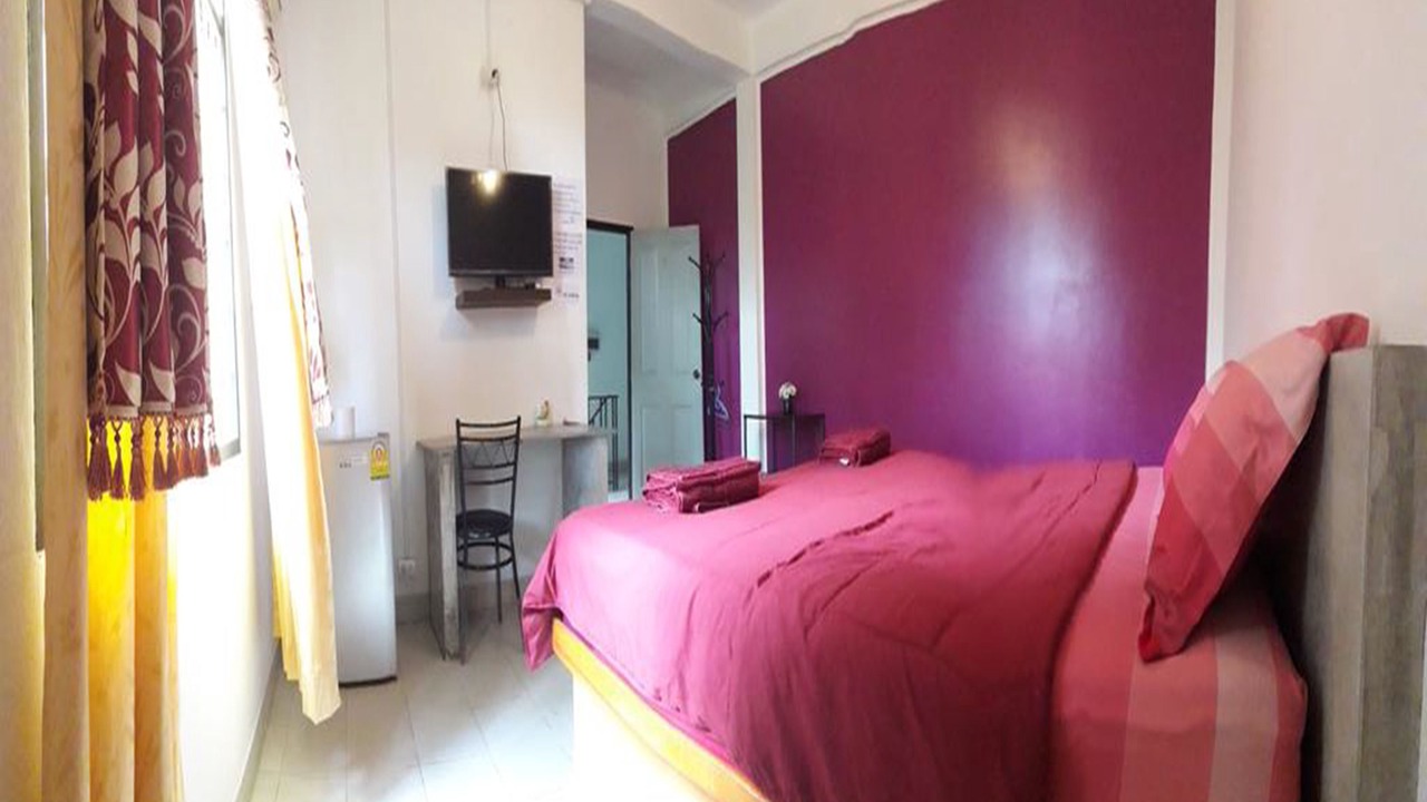 Photo of Bedroom in Cha-am