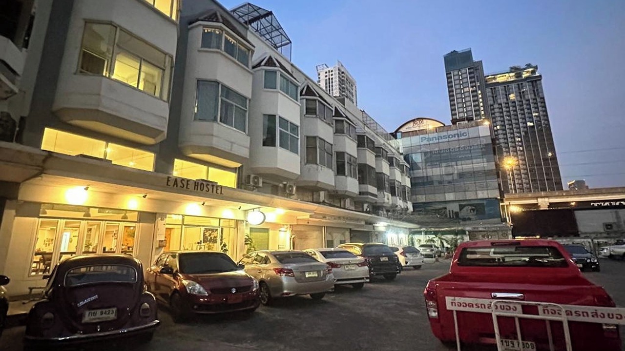 Photo of Outdoor in Phahonyothin