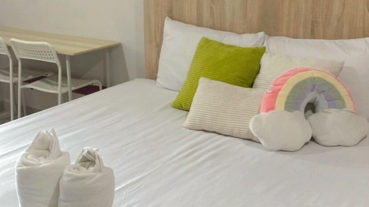 Photo of Bedroom in Khanna Yao