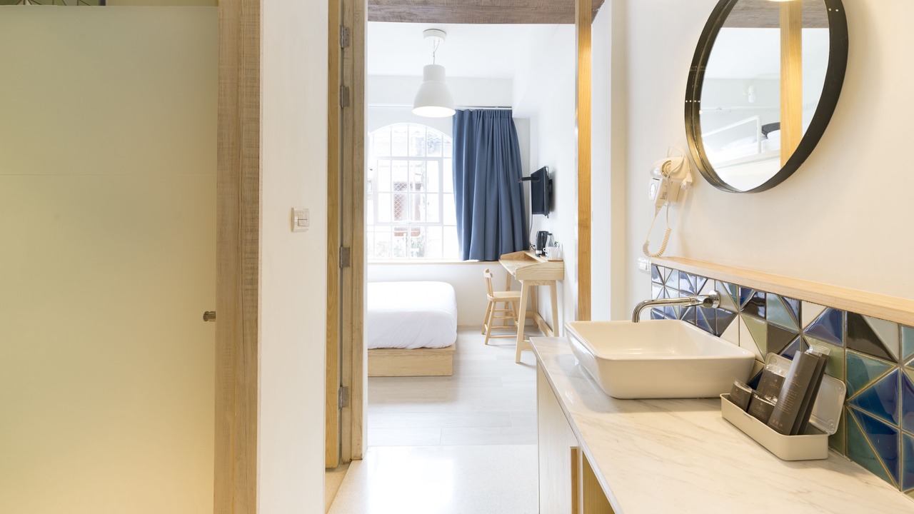 Photo of Bedroom in Bang Lamphu Lang