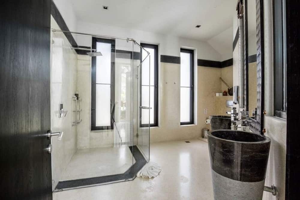 Photo of Bathroom in Klong Son