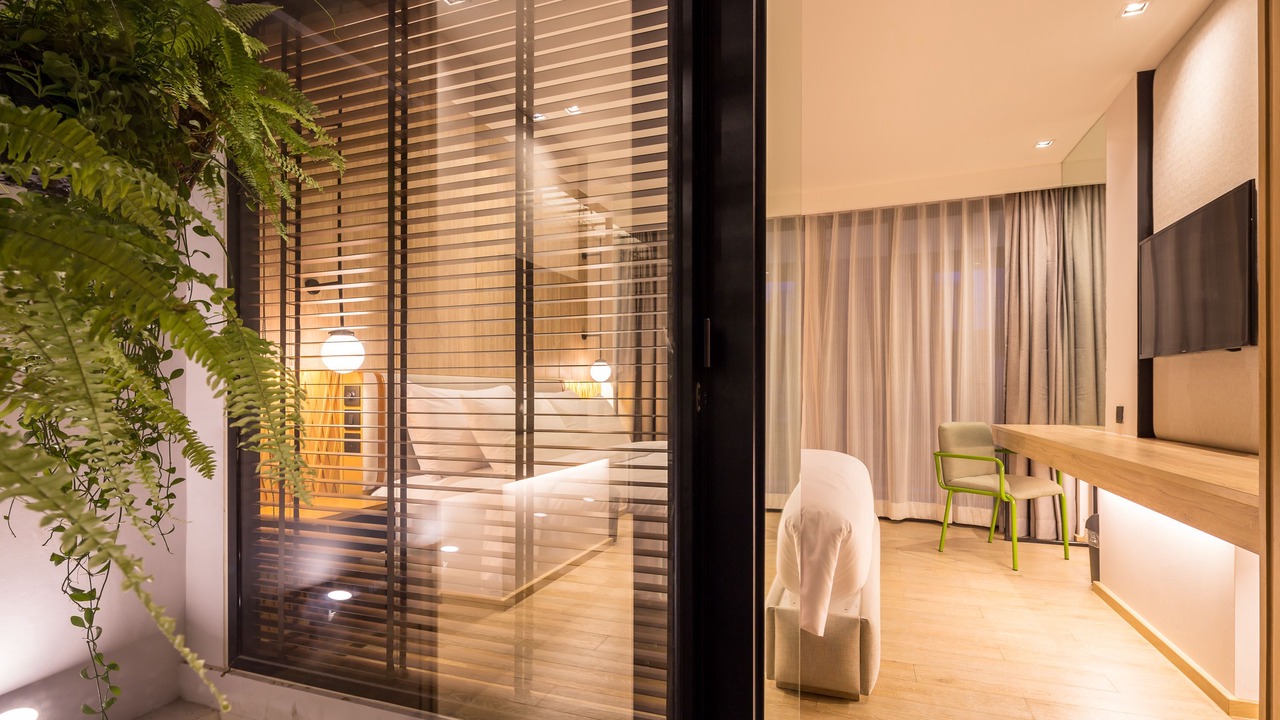 Photo of Patio Balcony in Phaya Thai