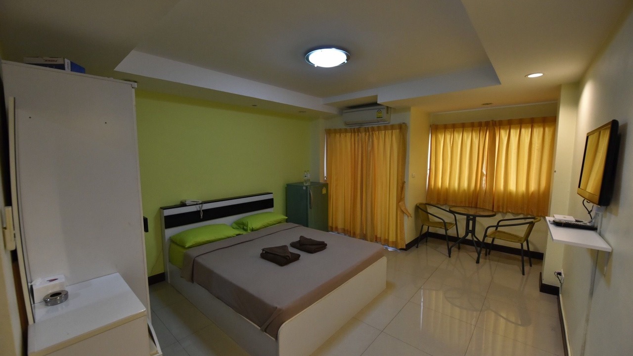 Photo of Bedroom in Khlong Thanon