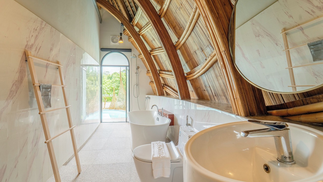 Photo of Bathroom in Tha Sao