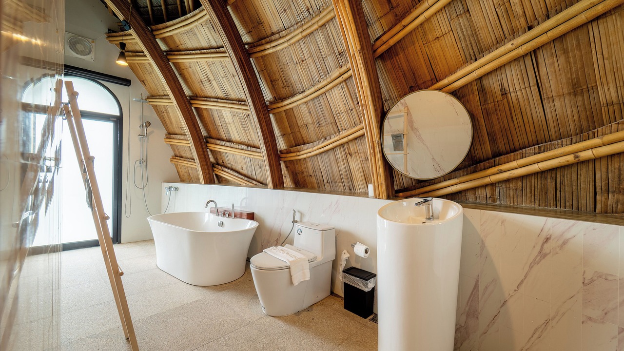 Photo of Bathroom in Tha Sao