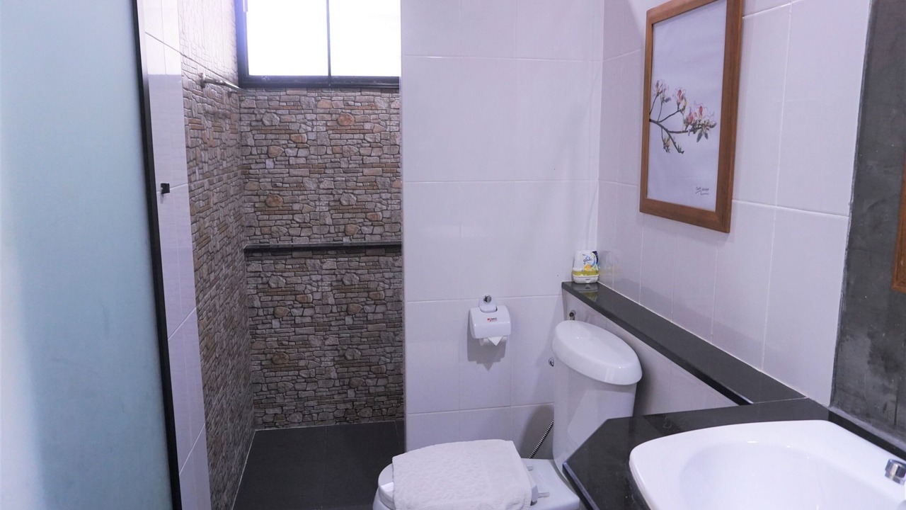Photo of Bathroom in Khuang Pao