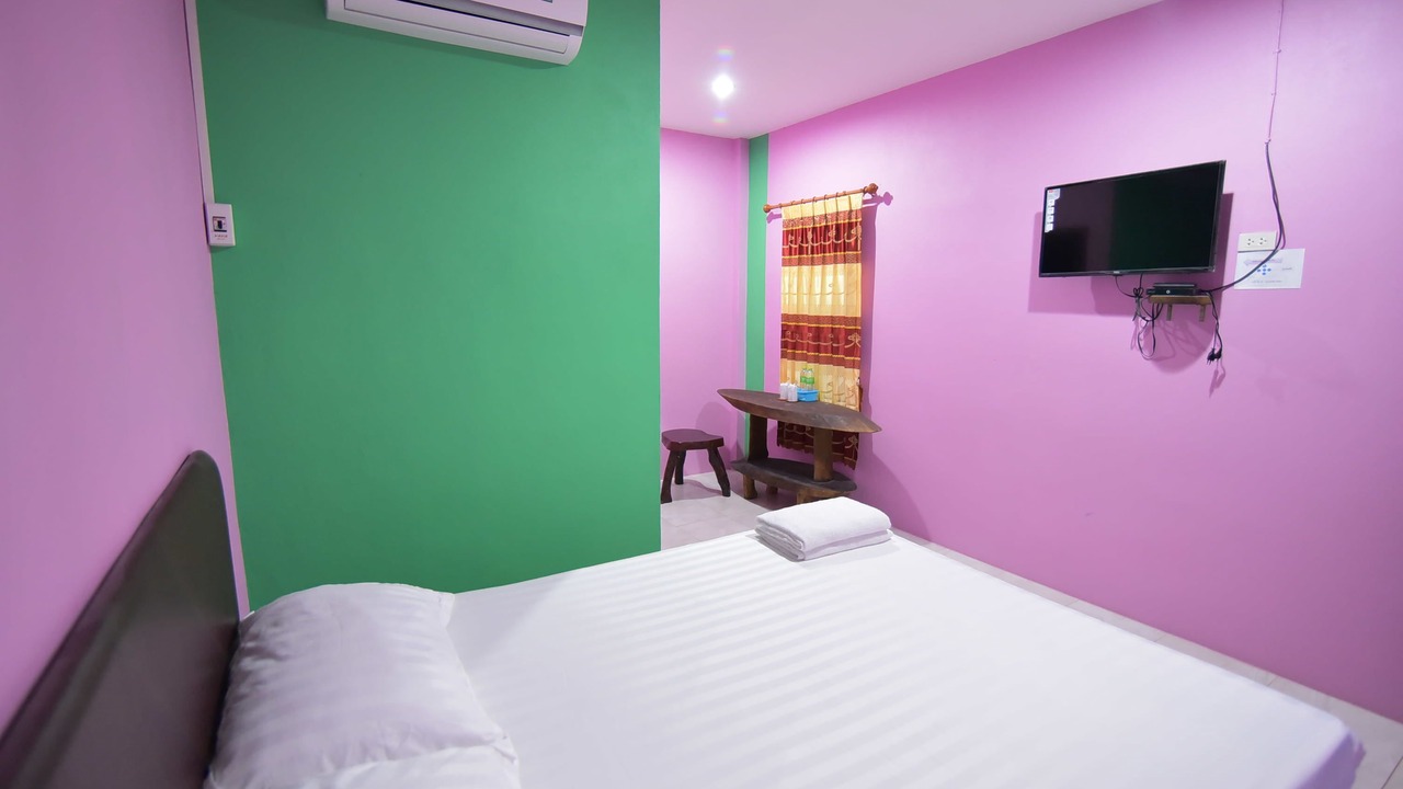 Photo of Bedroom in Khlong Thom