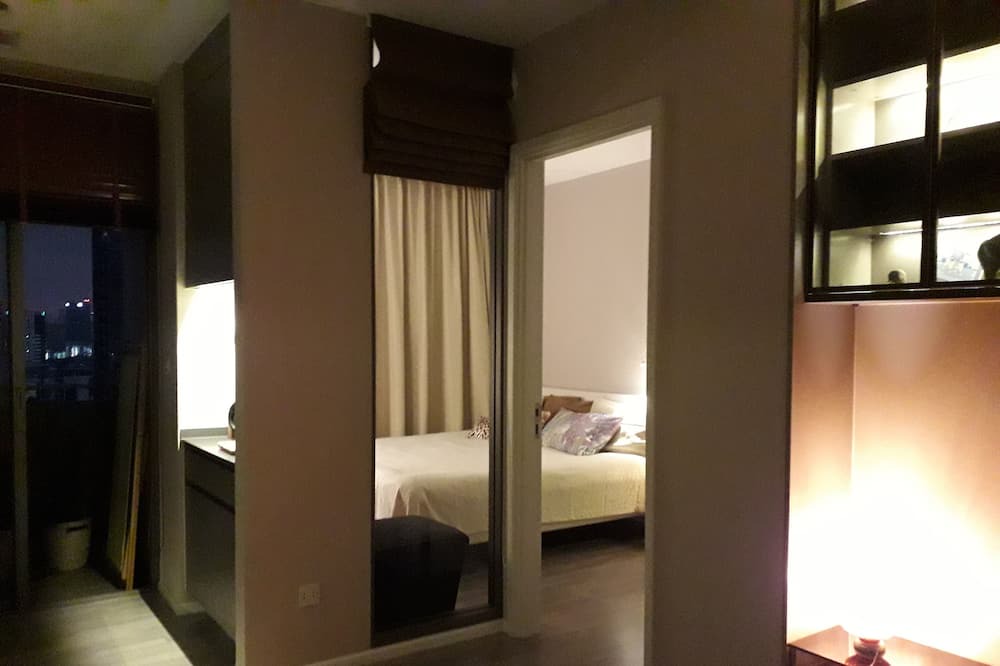Photo of Bedroom in Phra Khanong Nuea