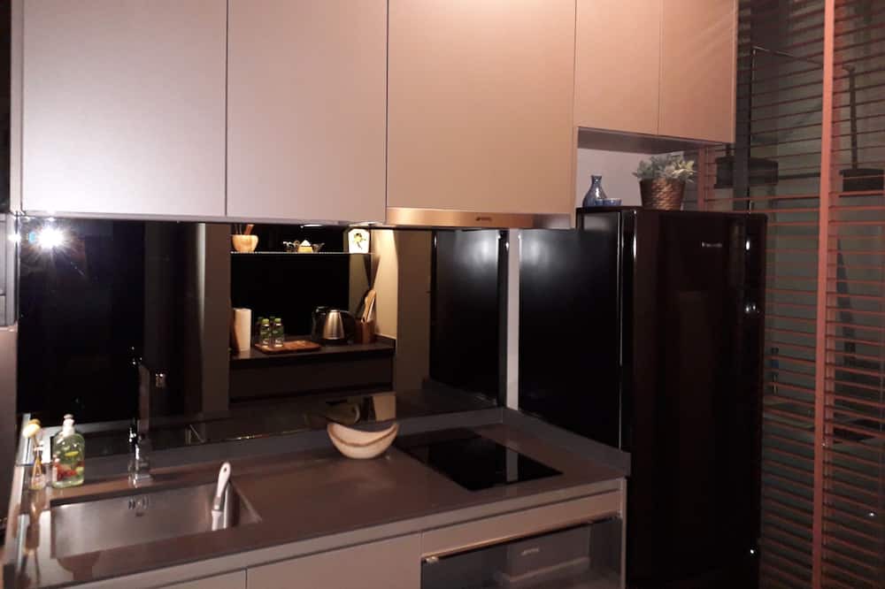 Photo of Kitchen in Phra Khanong Nuea