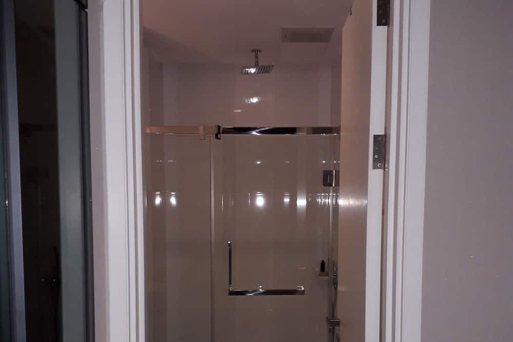 Photo of Bathroom in Phra Khanong Nuea