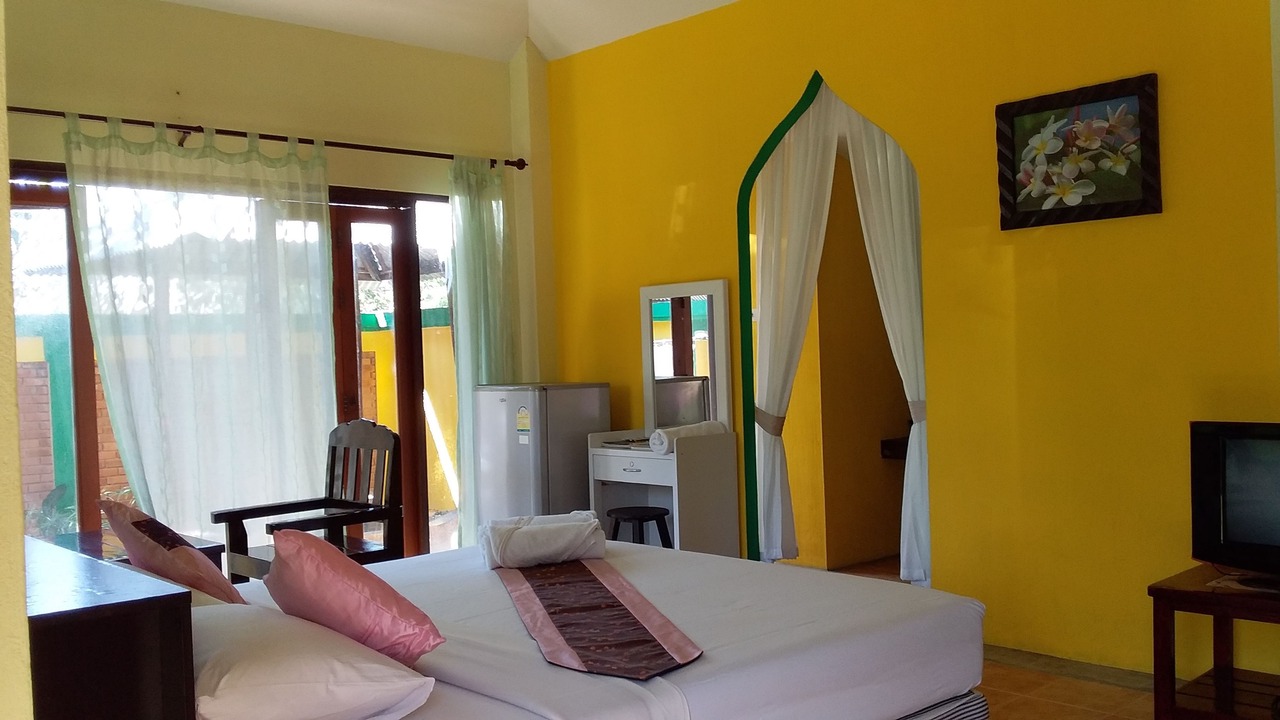 Photo of Bedroom in Mae Hi