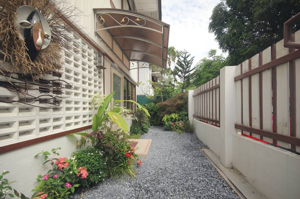Photo of Outdoor in Phaya Thai