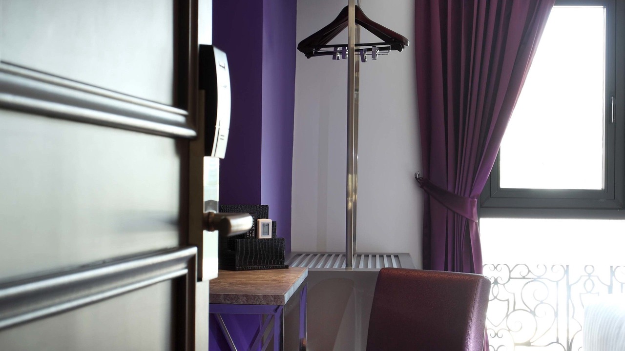 Photo of Bedroom in Talat Yot
