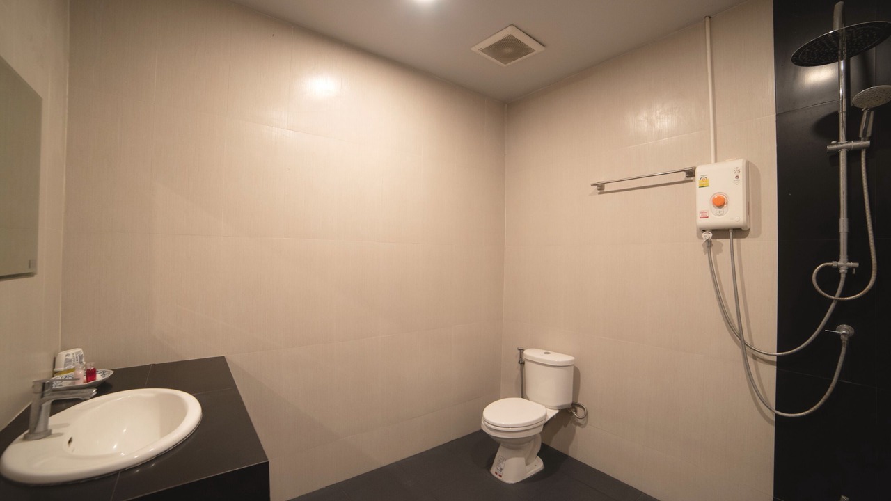 Photo of Bathroom in Lumphli