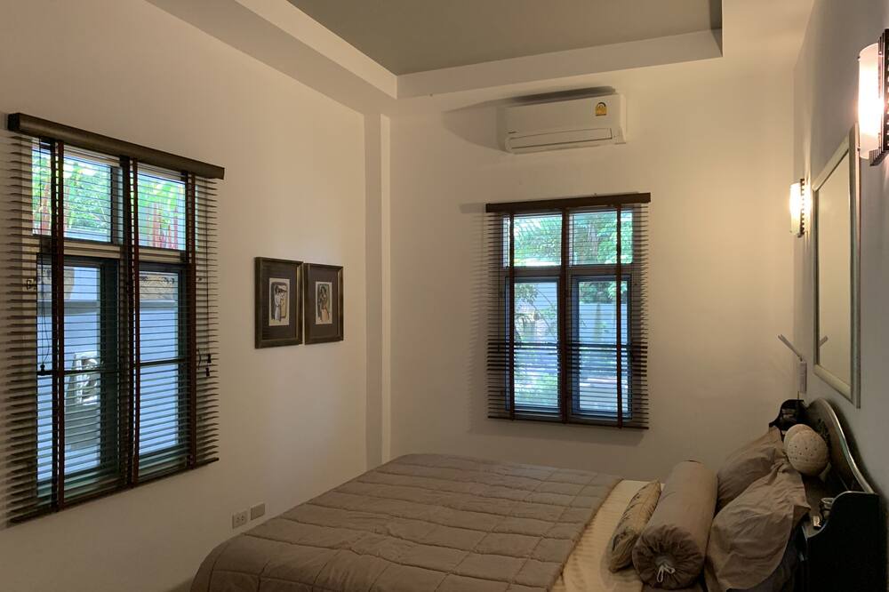 Photo of Bedroom in Hua Thanon