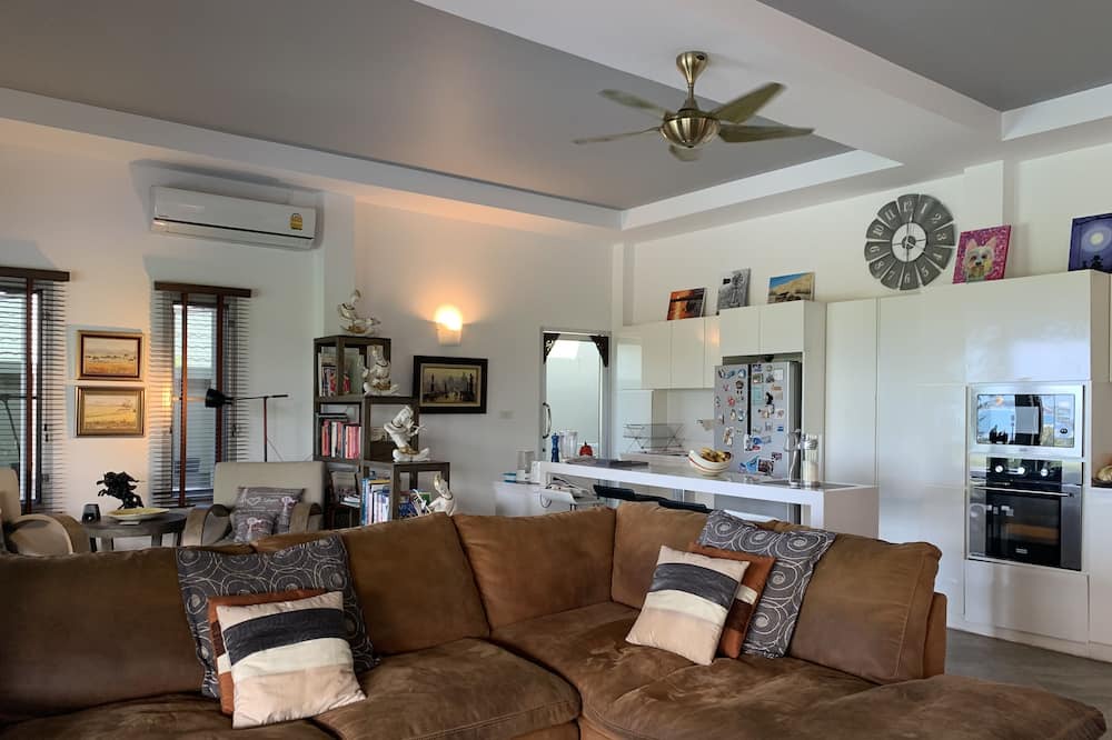 Photo of Livingroom in Hua Thanon