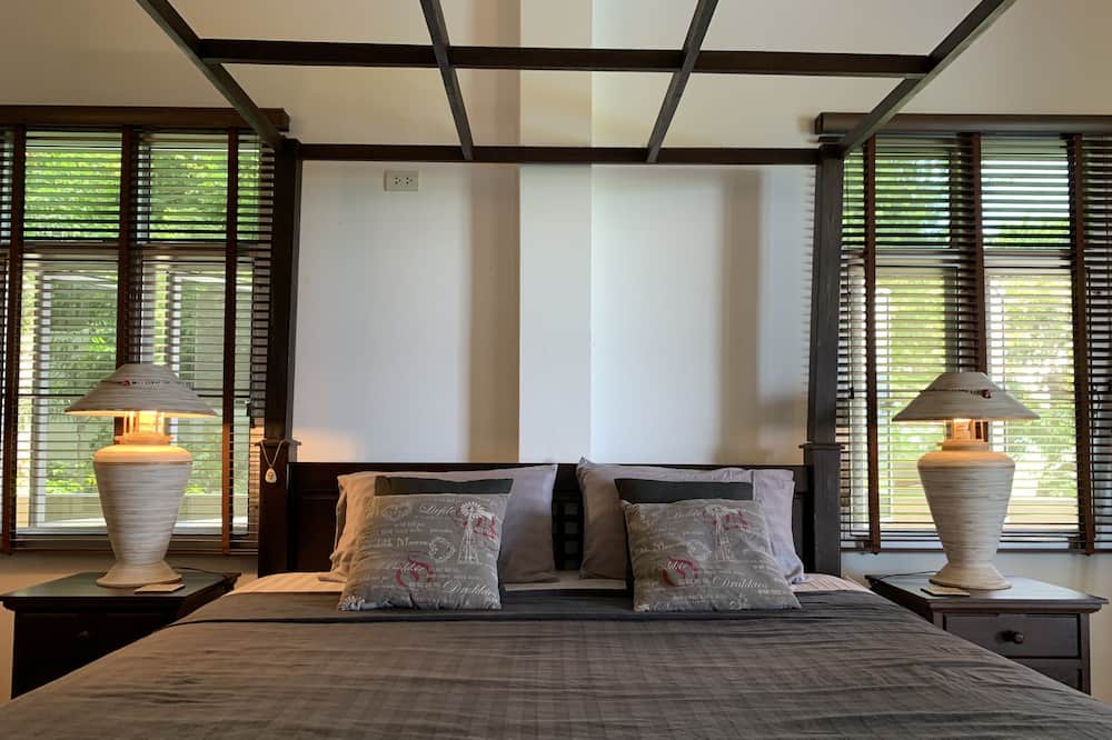 Photo of Bedroom in Hua Thanon