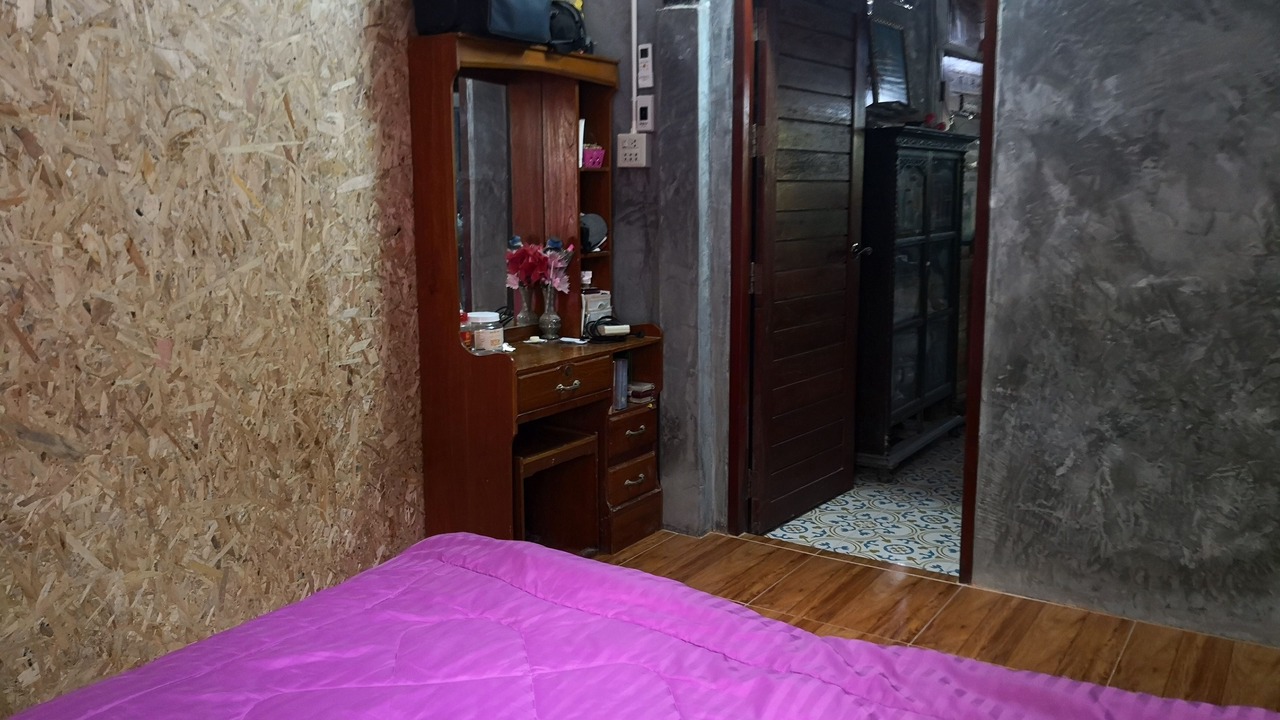 Photo of Bedroom in Chet Samian