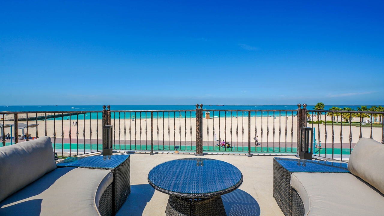 Photo of Outdoor in Jumeira 3