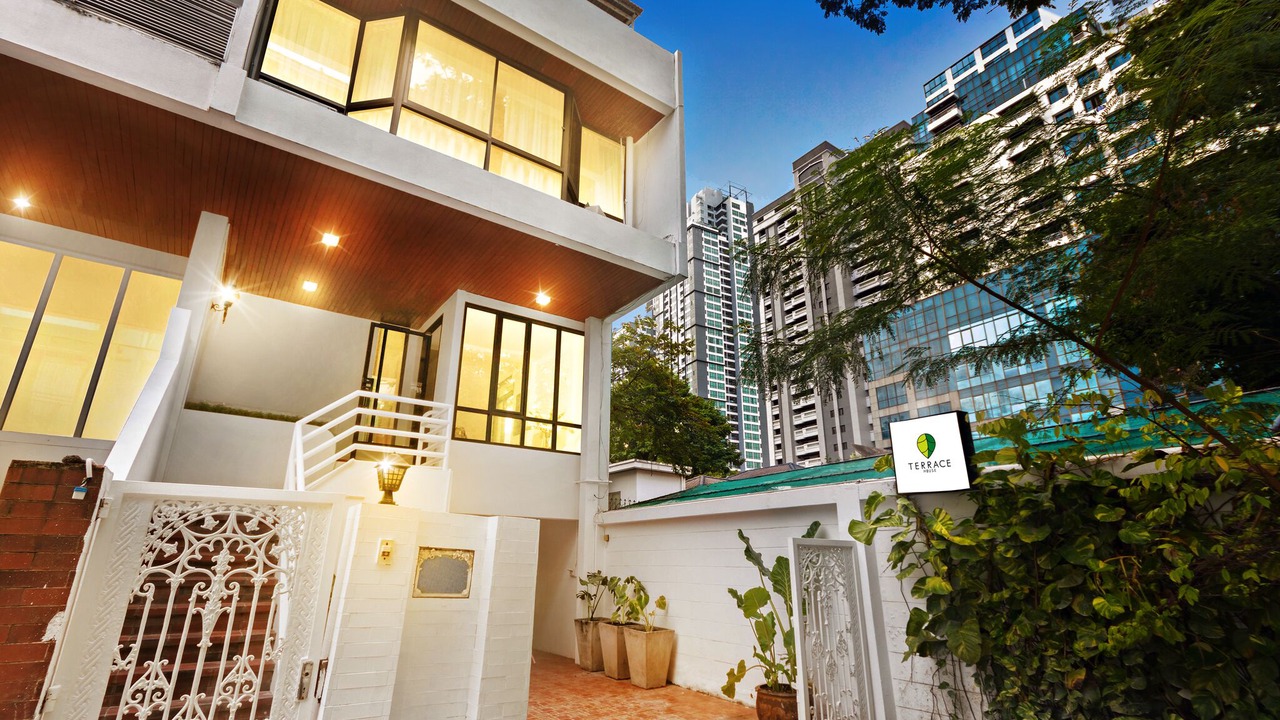 Photo of Outdoor in Bangkok Central Business District