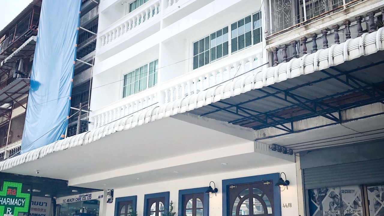 Photo of Outdoor in Phra Khanong Nuea