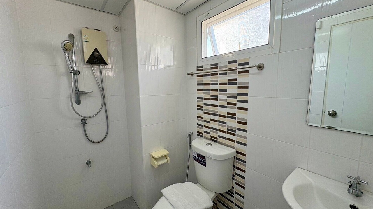 Photo of Bathroom in Bang Lamphu Lang