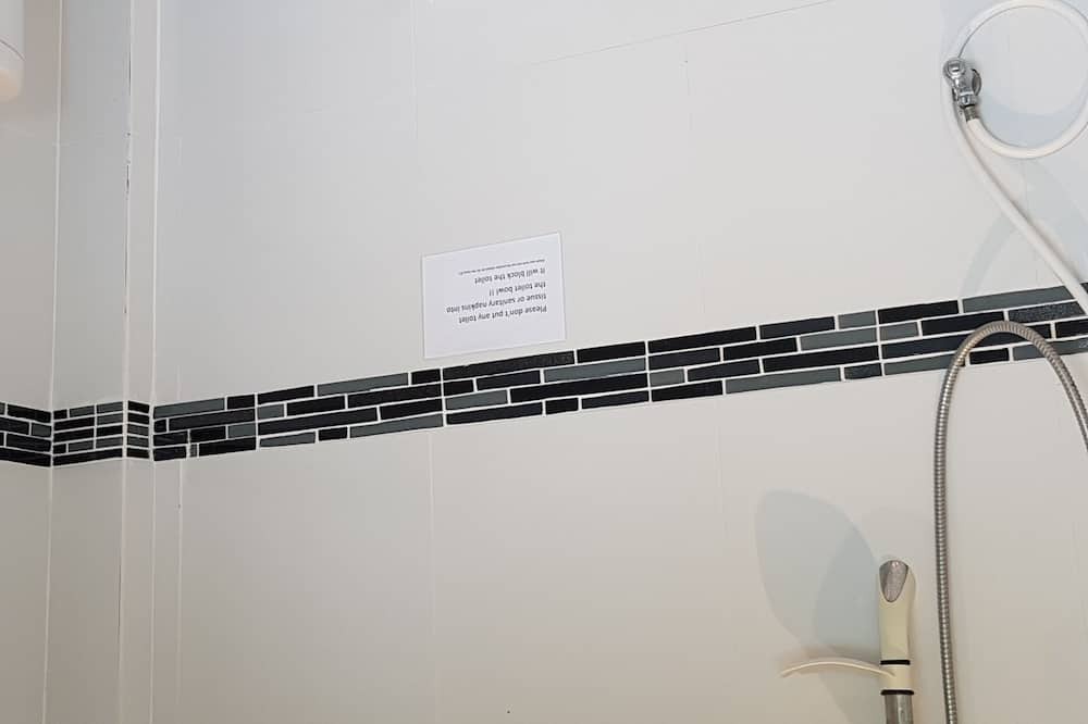 Photo of Bathroom in Pak Nam Pran