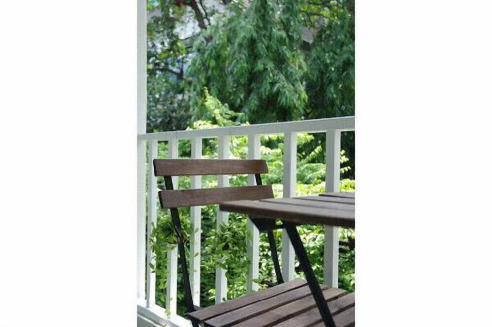 Photo of Patio Balcony in Yan Nawa