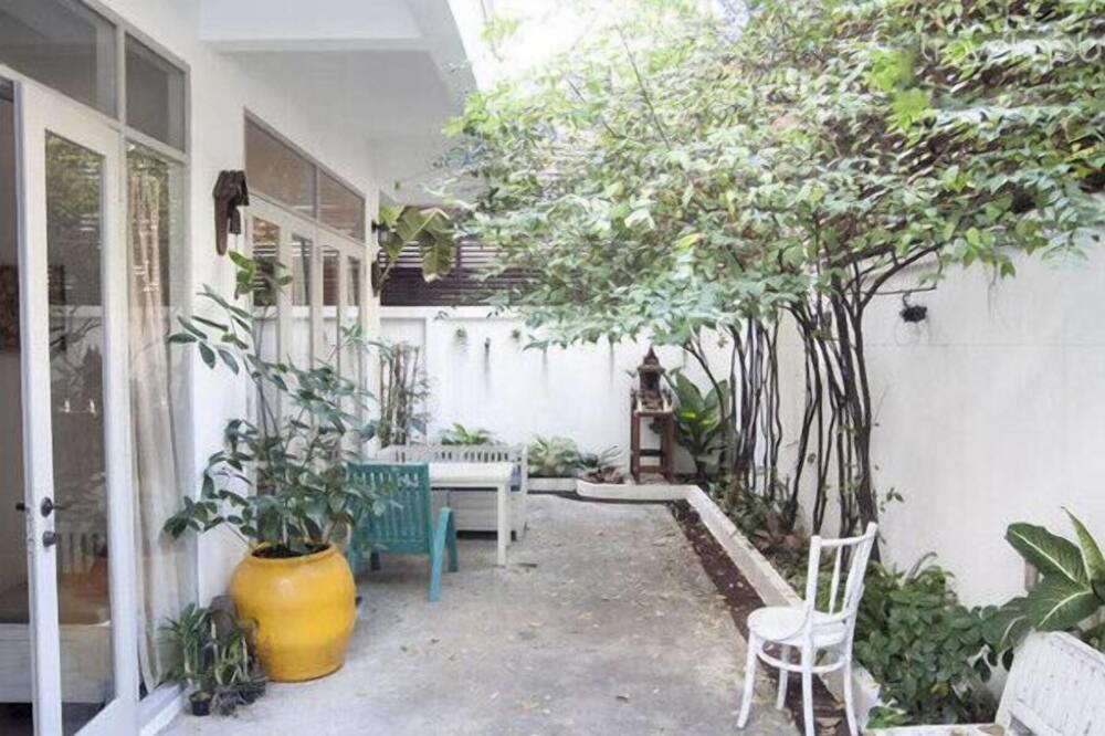 Photo of Outdoor in Yan Nawa