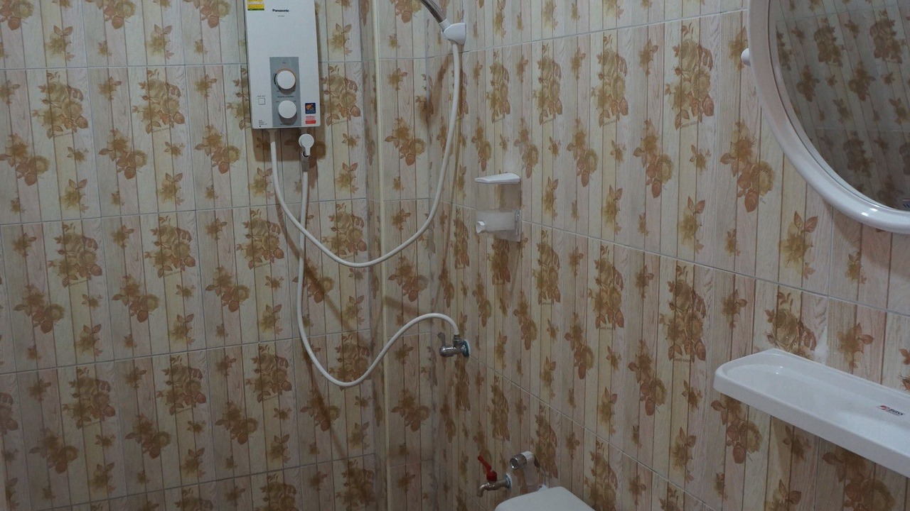 Photo of Bathroom in Khlong Khut