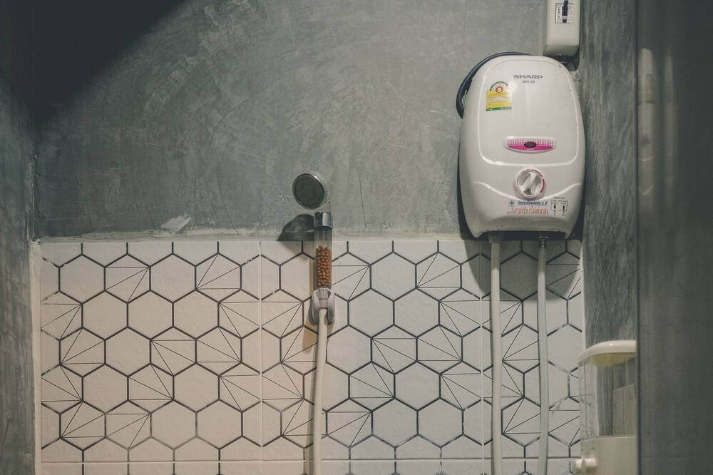 Photo of Bathroom in Huai Khwang