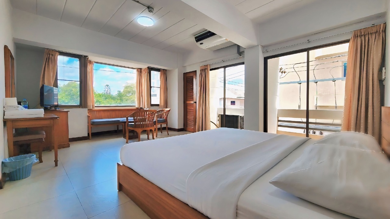 Photo of Bedroom in Phaya Thai