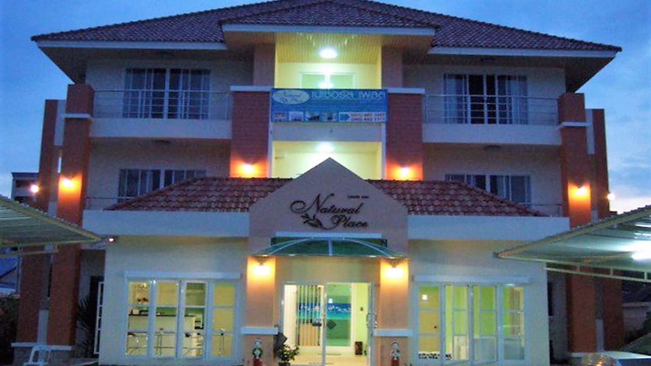 Photo of Buildings in Si Racha