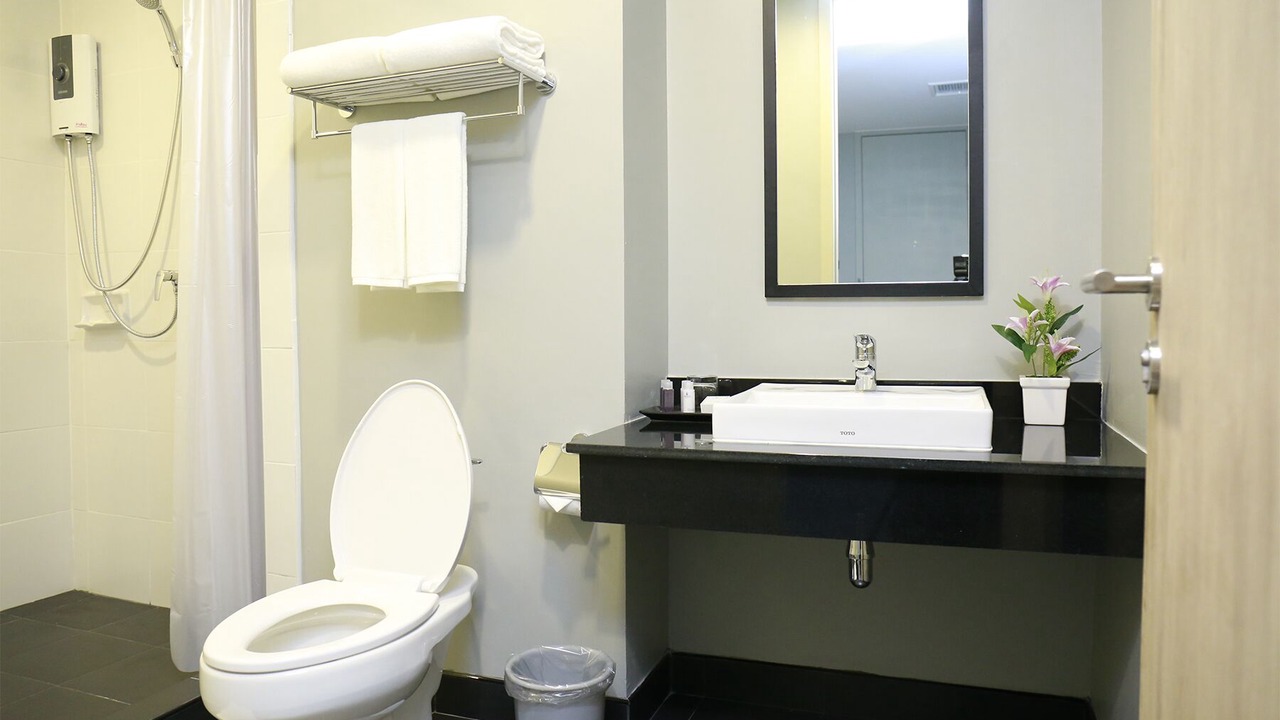 Photo of Bathroom in Don Muang